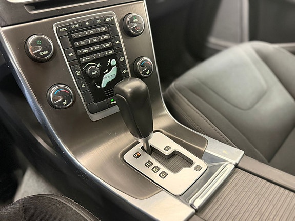 Volvo V60 12 of 23