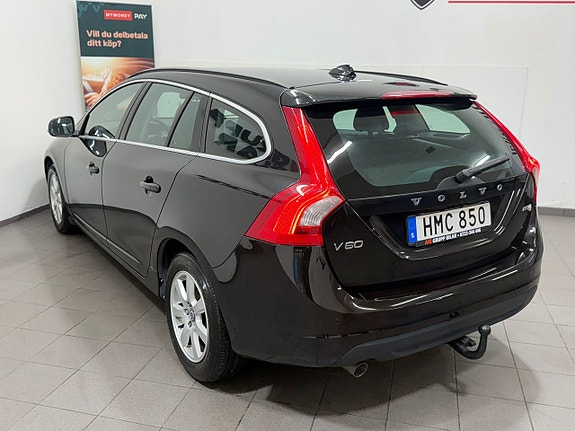 Volvo V60 11 of 23