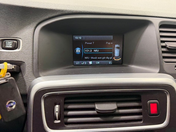 Volvo V60 20 of 23