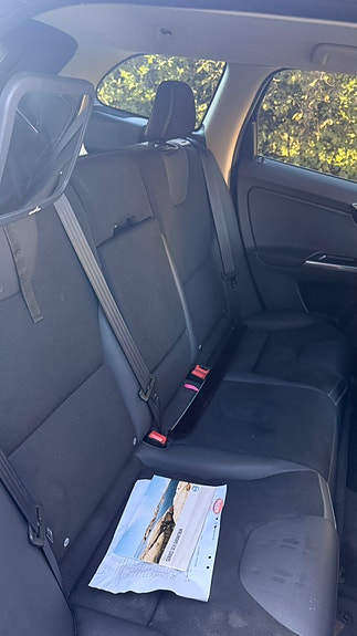 Volvo XC60 12 of 12