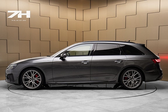 Audi S4 2 of 23