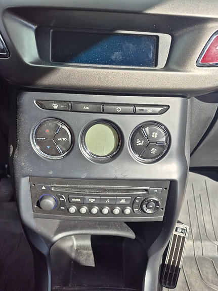 Citroen C3 7 of 8