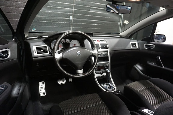 Peugeot 307 CC 13 of 19