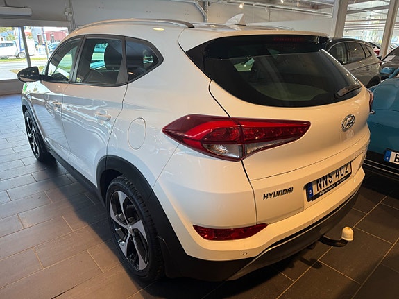Hyundai Tucson 4 of 11