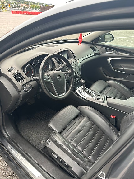 Opel Insignia 4 of 10