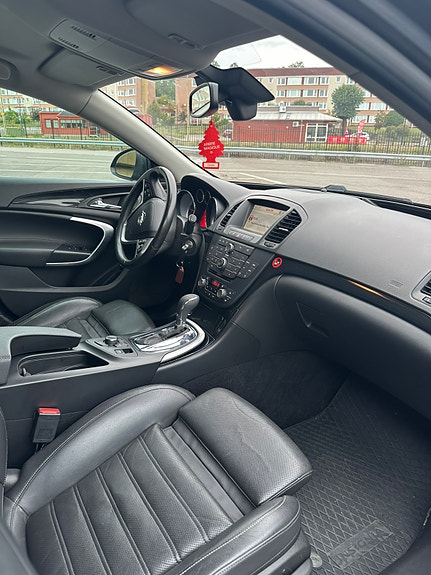Opel Insignia 3 of 10