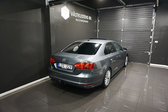 Volkswagen Jetta 8 of 20