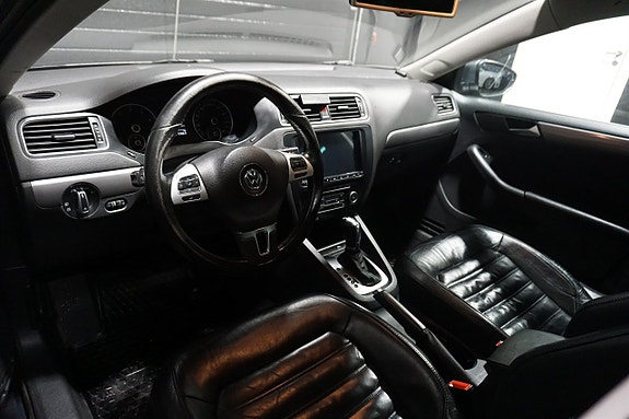 Volkswagen Jetta 13 of 20