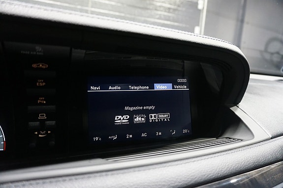 Mercedes-Benz CL500 18 of 25