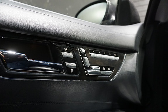 Mercedes-Benz CL500 23 of 25