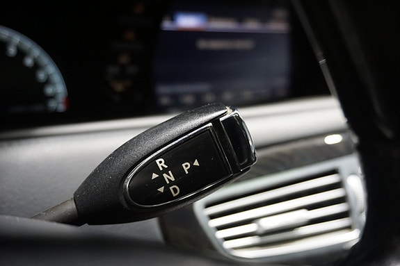 Mercedes-Benz CL500 21 of 25