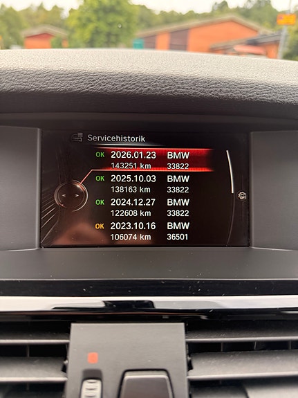 BMW X3 5 of 7