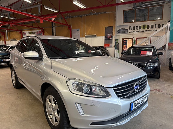 Volvo XC60 2 of 9