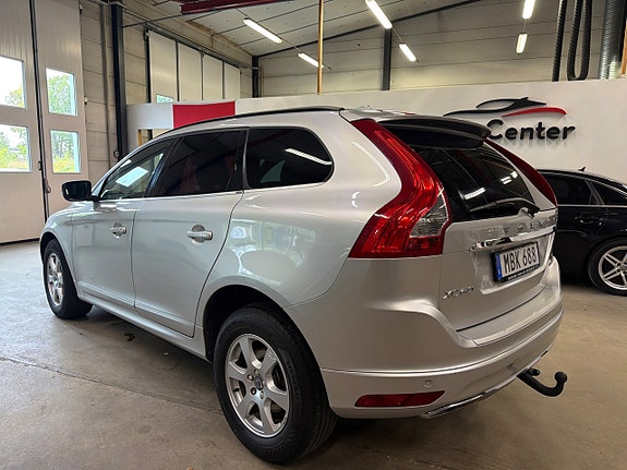 Volvo XC60 4 of 9
