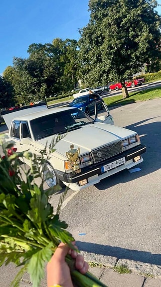Volvo 740 5 of 9