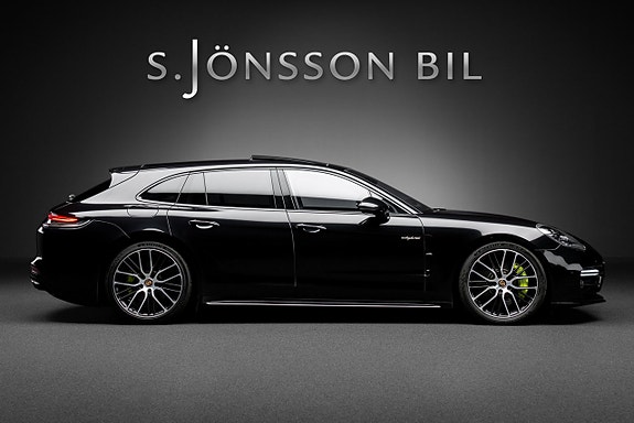 Porsche Panamera 4S 3 of 23