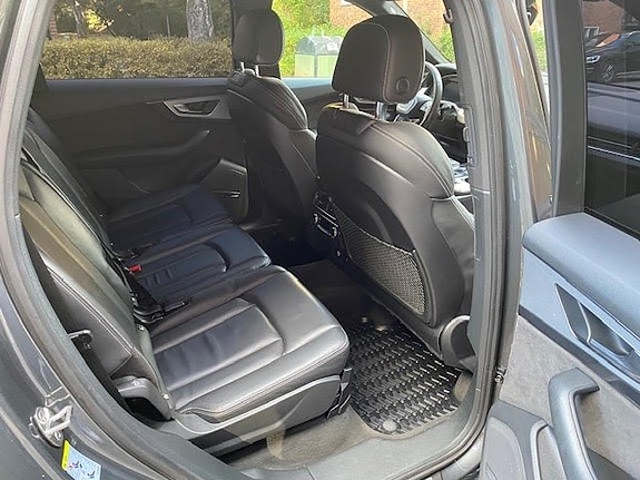Audi Q7 14 of 26