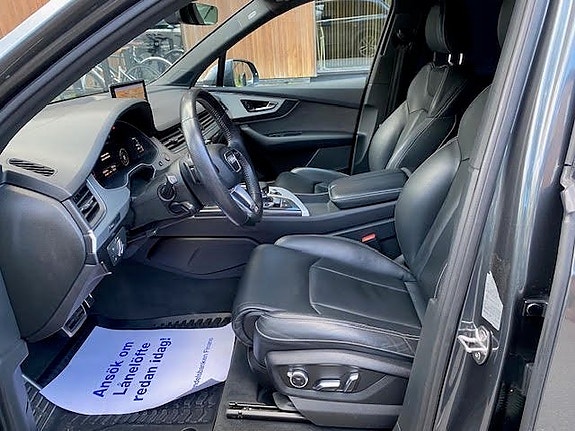 Audi Q7 20 of 26