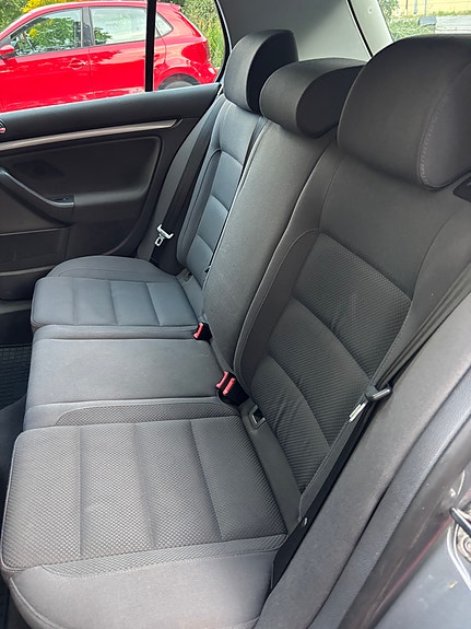 Volkswagen Golf V 7 of 11