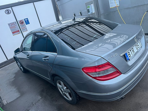 Mercedes-Benz C180 11 of 11