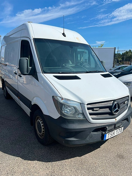 Mercedes-Benz Sprinter 316 2 of 5