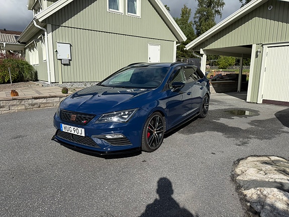 Seat Leon 9 of 19