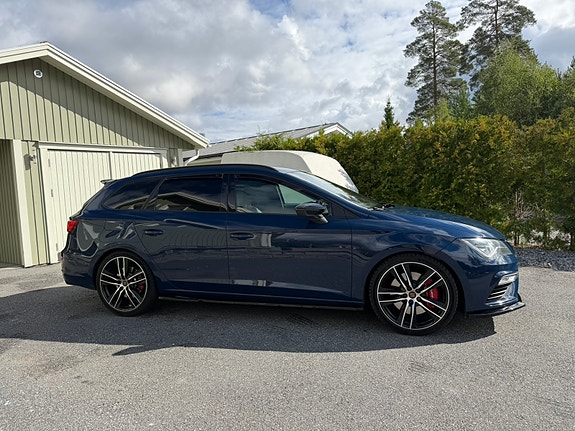Seat Leon 2 of 19