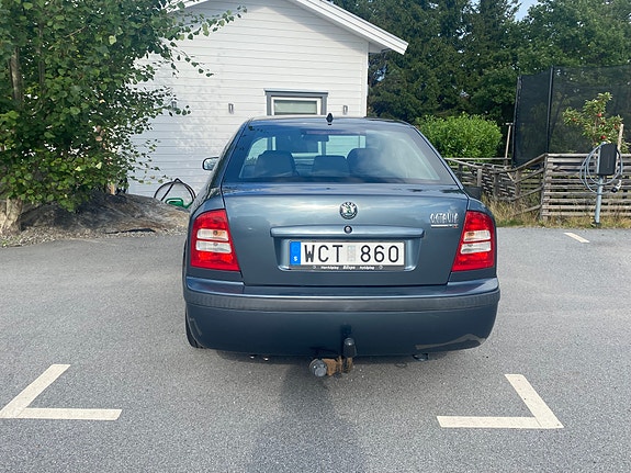 Skoda Octavia 5 of 10
