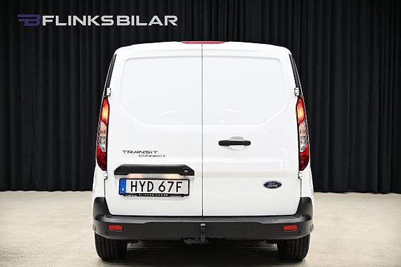 Ford Transit Connect 13 of 28