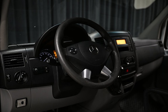 Mercedes-Benz Sprinter 311 13 of 21