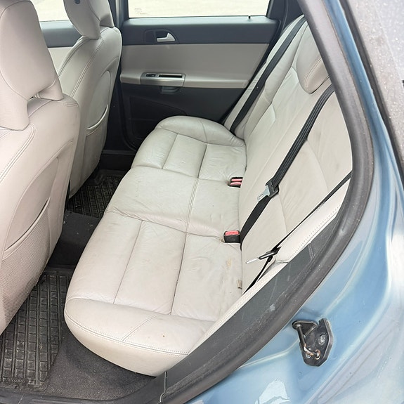 Volvo V50 6 of 9