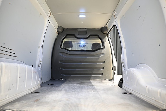 Volkswagen Caddy Maxi 8 of 26