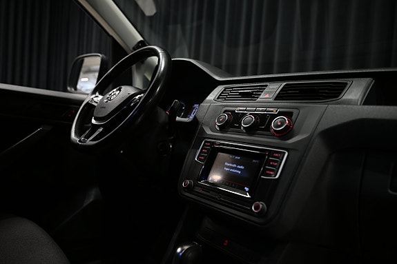 Volkswagen Caddy Maxi 25 of 26