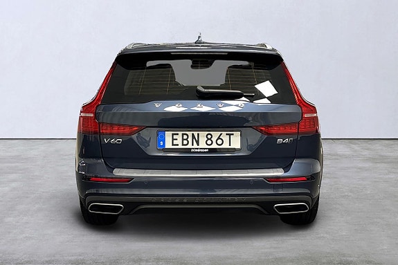 Volvo V60 Cross Country 5 of 28