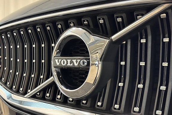Volvo V60 Cross Country 23 of 28
