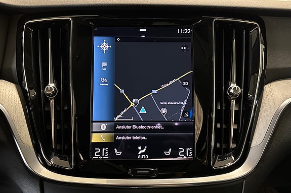 Volvo V60 Cross Country 17 of 28
