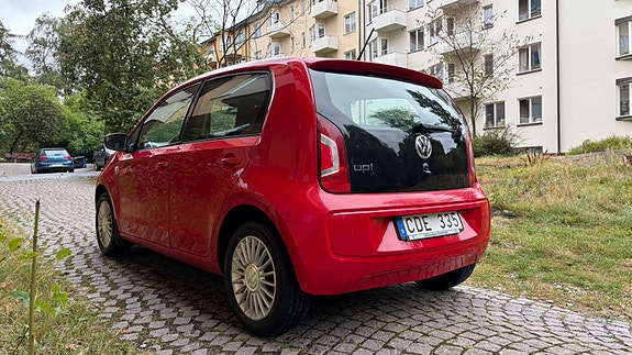 Volkswagen UP! 5 of 11