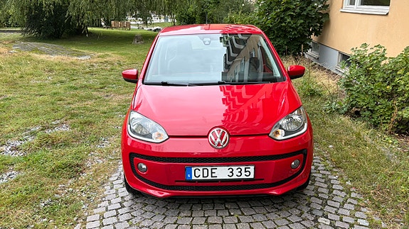 Volkswagen UP! 6 of 11