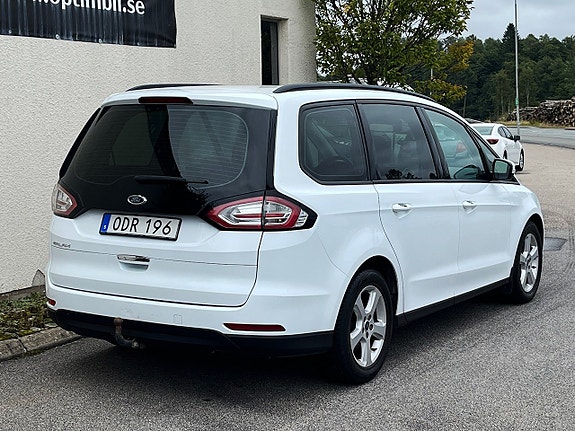 Ford Galaxy 8 of 16