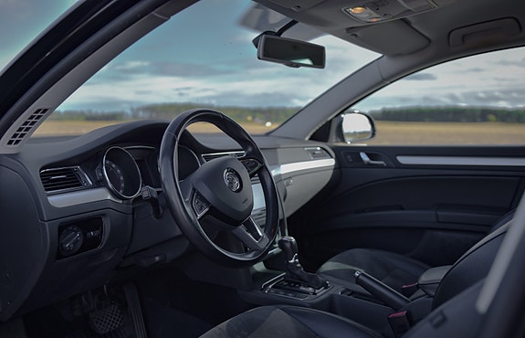 Skoda Superb 6 of 11