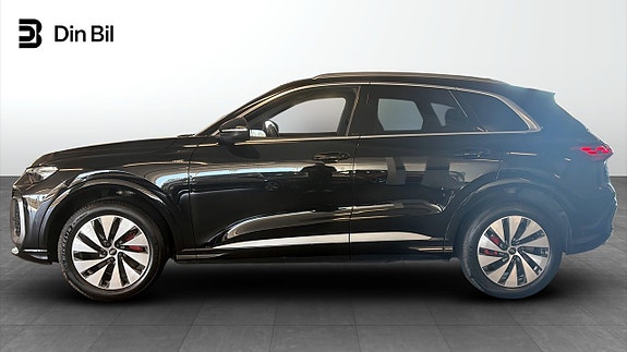 Audi Q5 3 of 17