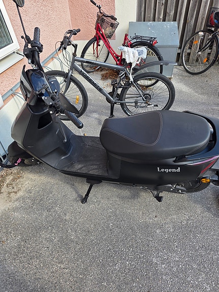 Drax Elmoped 3 of 8
