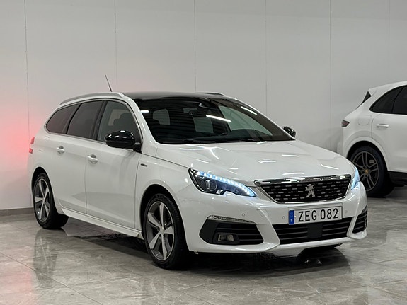 Peugeot 308 SW 2 of 25
