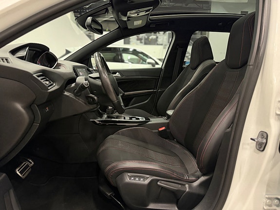 Peugeot 308 SW 10 of 25