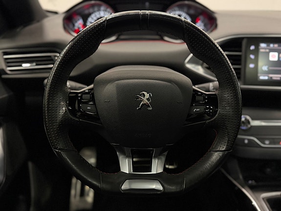 Peugeot 308 SW 20 of 25