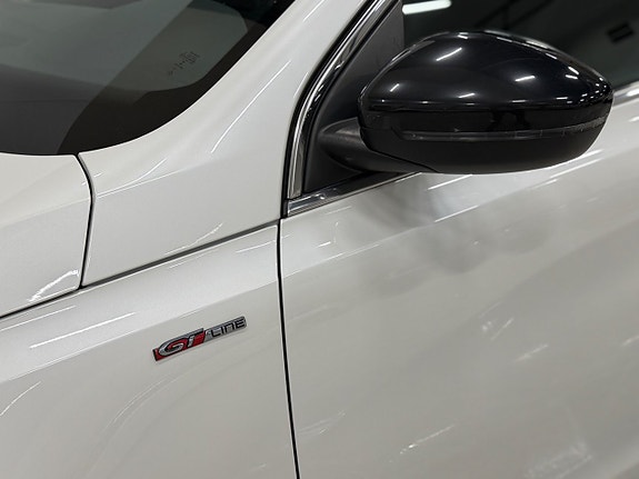 Peugeot 308 SW 24 of 25