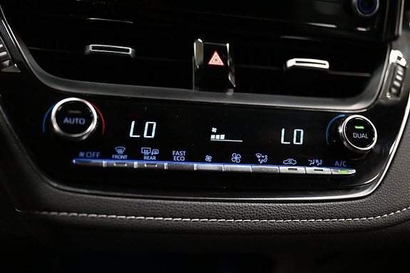 Toyota Corolla 18 of 29