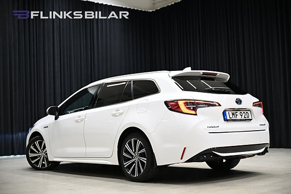Toyota Corolla 4 of 29