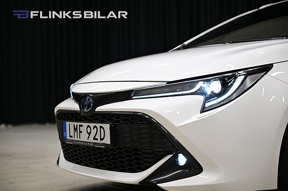 Toyota Corolla 8 of 29