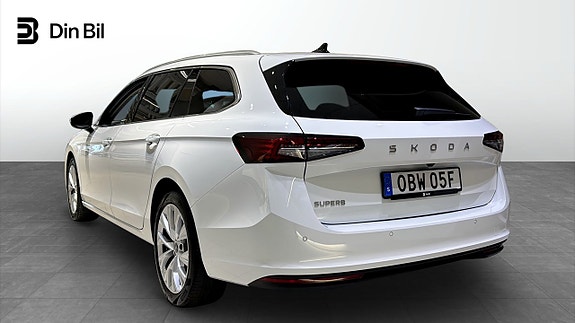 Skoda Superb 3 of 12